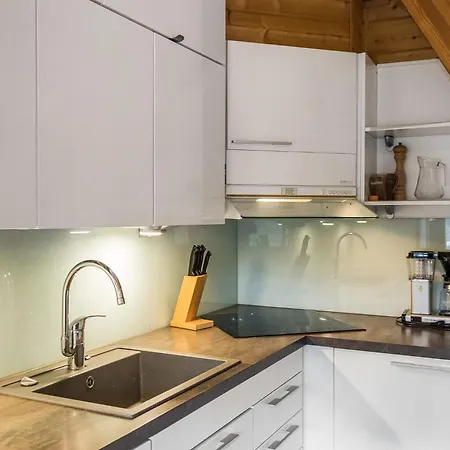 Aaria By Interhome